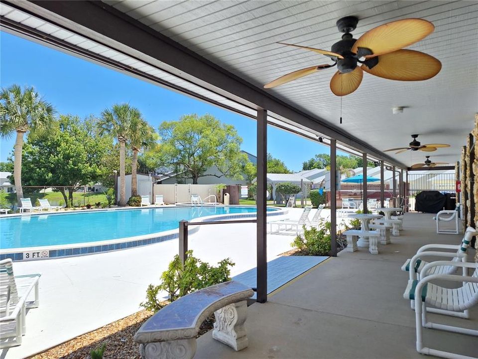 For Sale: $289,900 (3 beds, 2 baths, 1690 Square Feet)