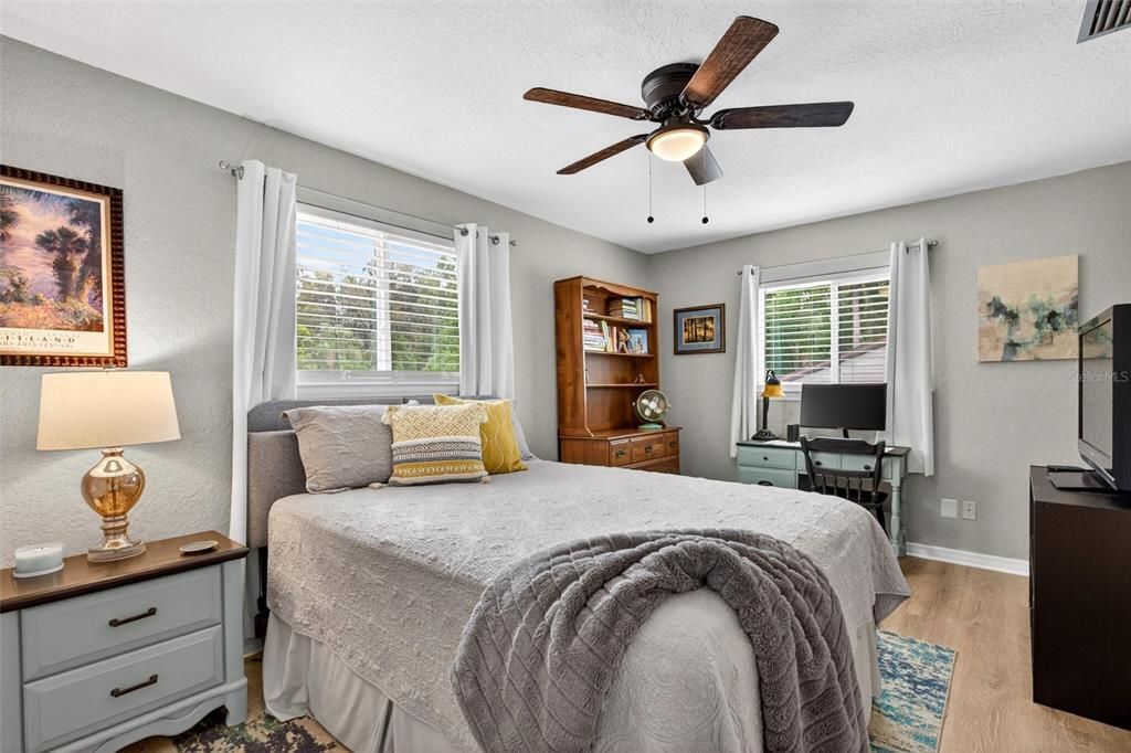 For Sale: $289,900 (3 beds, 2 baths, 1690 Square Feet)