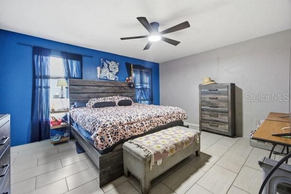 Activo con contrato: $235,000 (3 camas, 2 baños, 1658 Pies cuadrados)