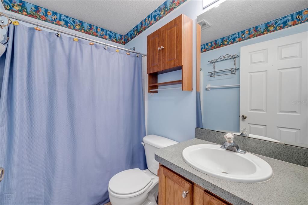 For Sale: $325,000 (3 beds, 2 baths, 1636 Square Feet)