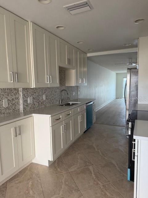 На продажу: $529,900 (2 спален, 2 ванн, 1650 Квадратных фут)