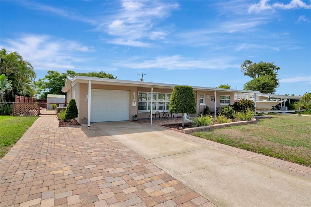 En Venta: $409,900 (2 camas, 2 baños, 1341 Pies cuadrados)