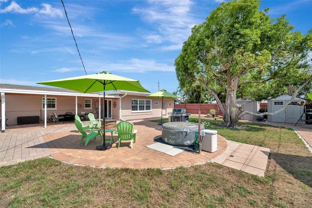 En Venta: $409,900 (2 camas, 2 baños, 1341 Pies cuadrados)