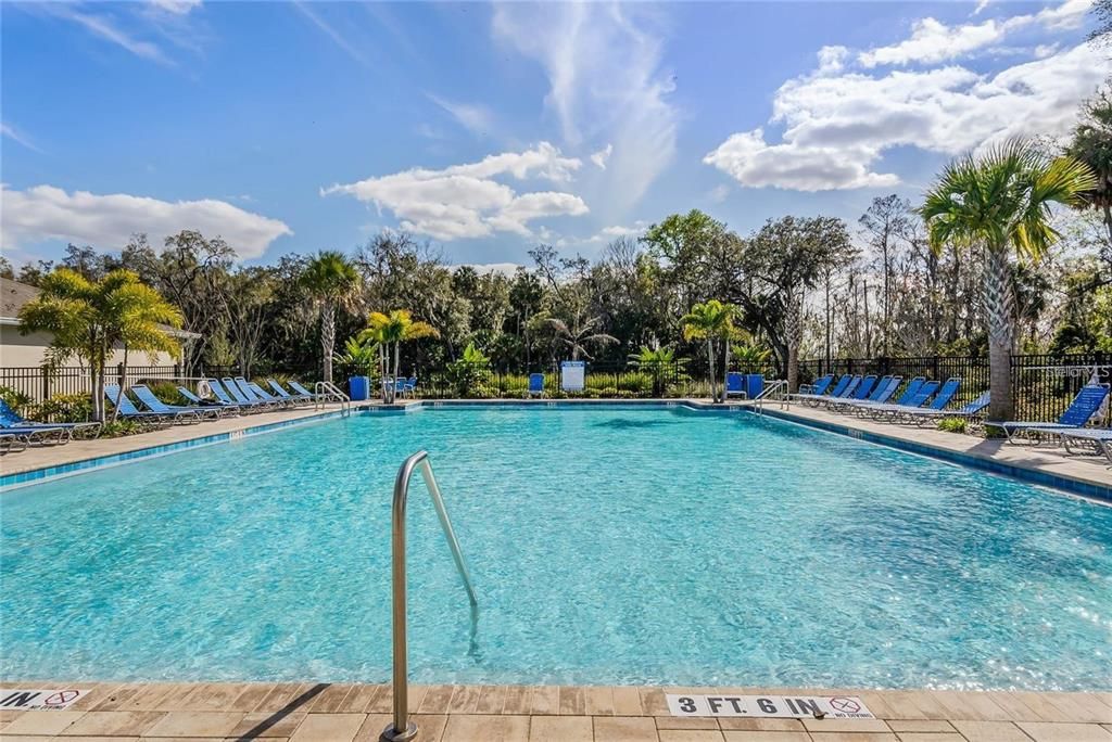 For Rent: $2,300 (4 beds, 2 baths, 2328 Square Feet)