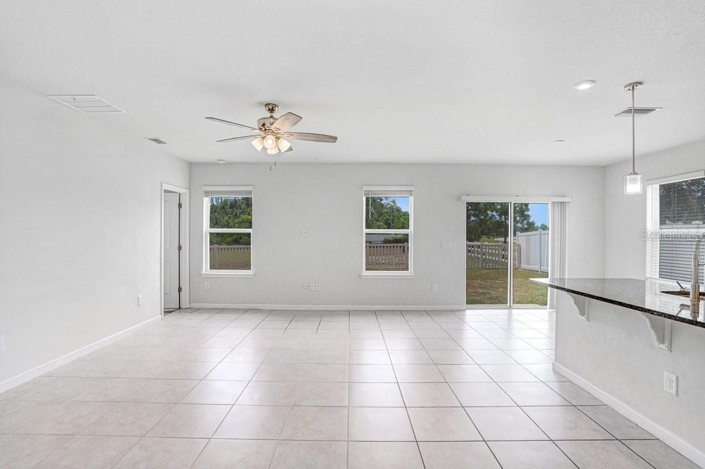 Active With Contract: $355,000 (4 beds, 2 baths, 1829 Square Feet)