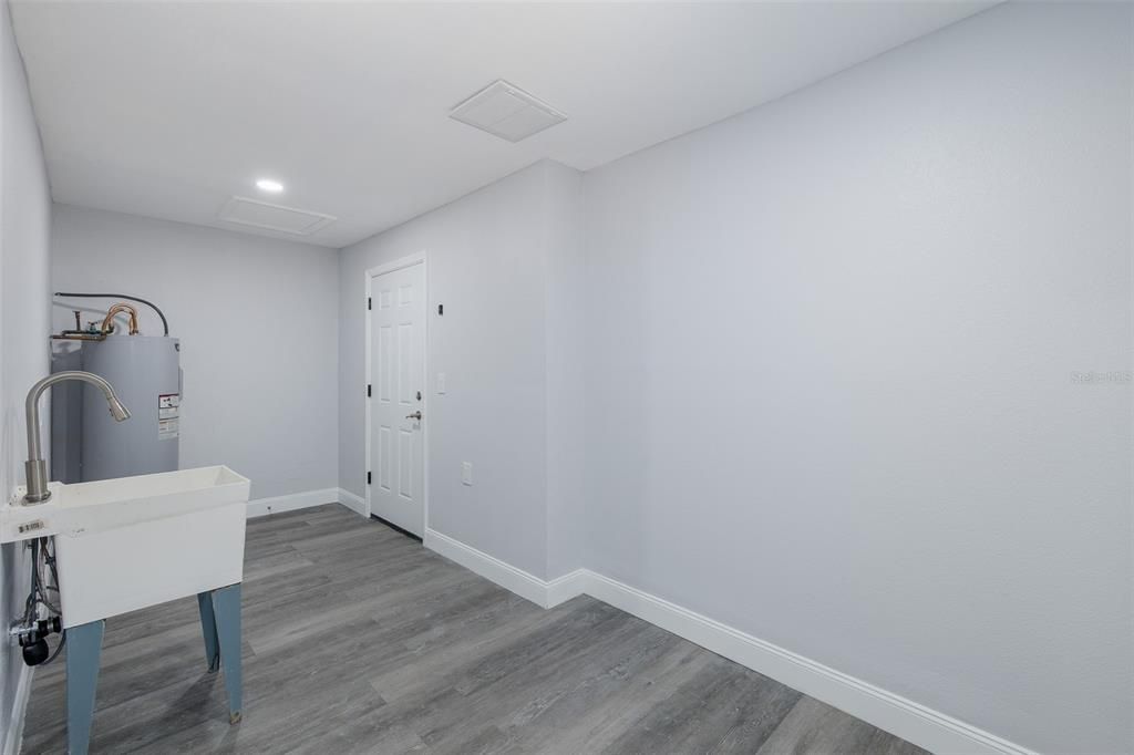 For Sale: $433,900 (3 beds, 2 baths, 1855 Square Feet)