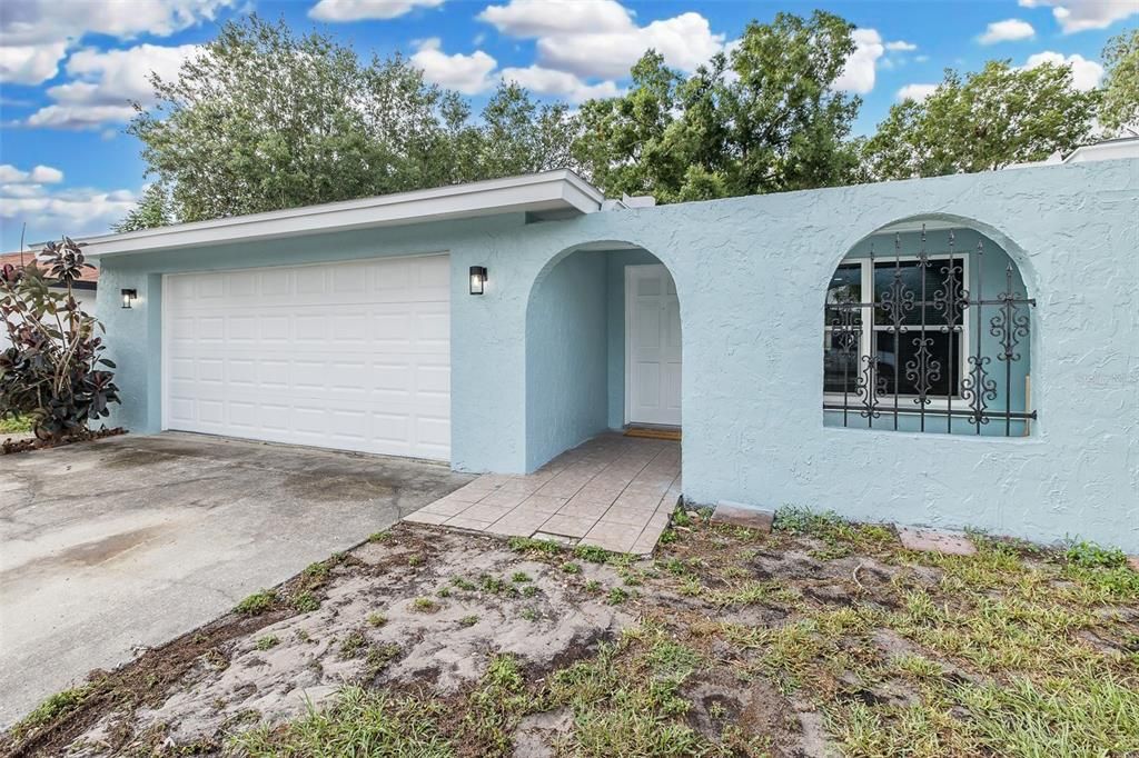 For Sale: $433,900 (3 beds, 2 baths, 1855 Square Feet)