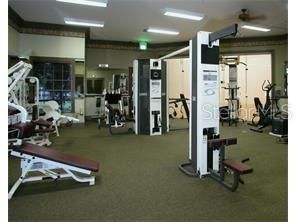 For Rent: $1,375 (1 beds, 1 baths, 949 Square Feet)