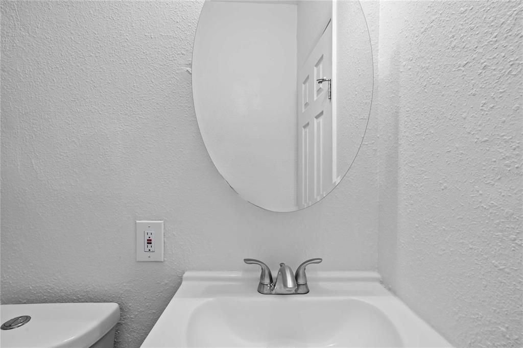 For Sale: $432,500 (4 beds, 2 baths, 1202 Square Feet)