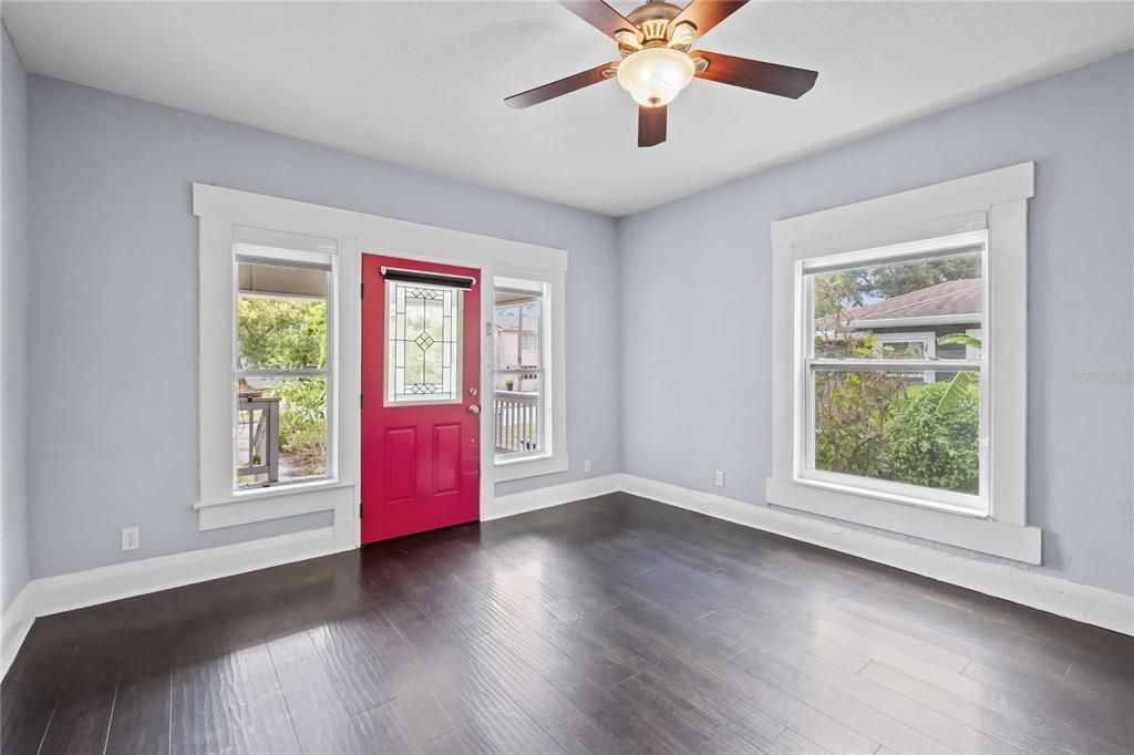 For Sale: $432,500 (4 beds, 2 baths, 1202 Square Feet)
