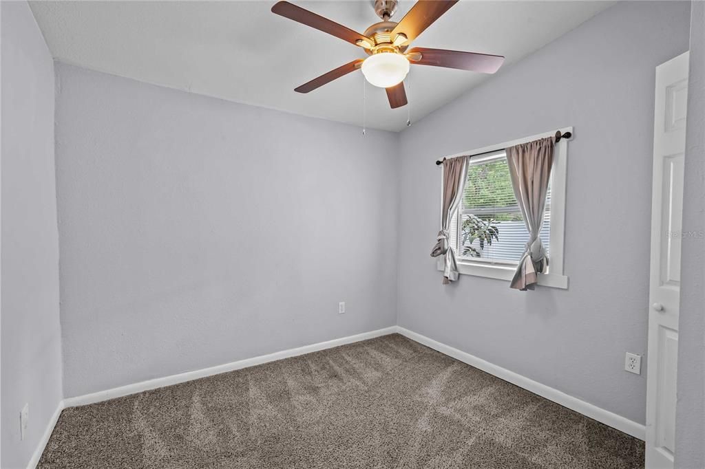 For Sale: $432,500 (4 beds, 2 baths, 1202 Square Feet)