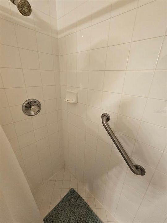 For Sale: $179,000 (2 beds, 2 baths, 1308 Square Feet)