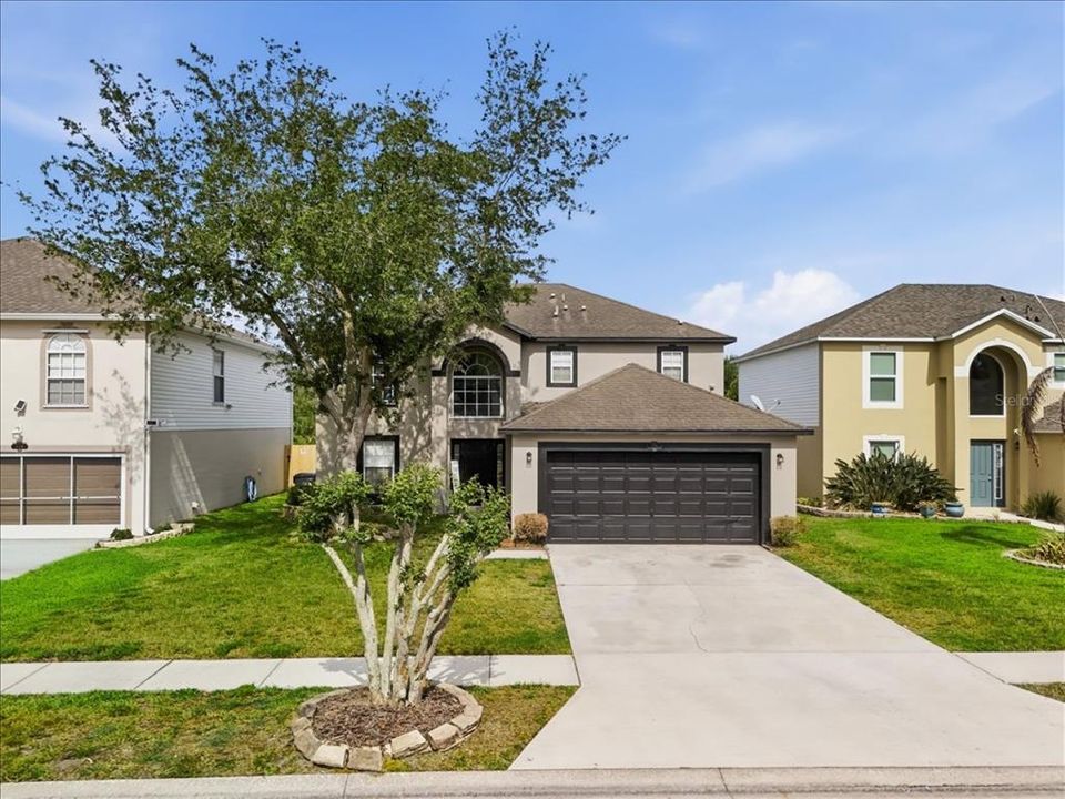 For Sale: $390,000 (4 beds, 2 baths, 2252 Square Feet)