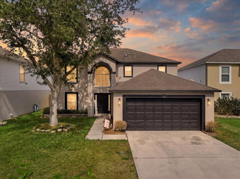 For Sale: $390,000 (4 beds, 2 baths, 2252 Square Feet)