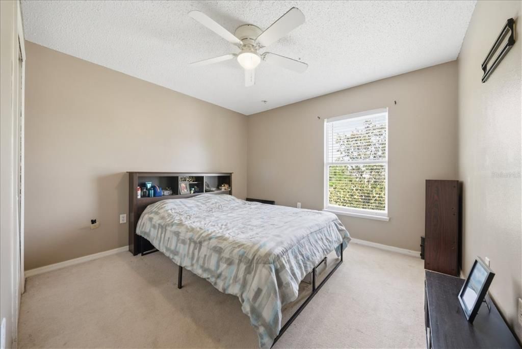For Sale: $390,000 (4 beds, 2 baths, 2252 Square Feet)