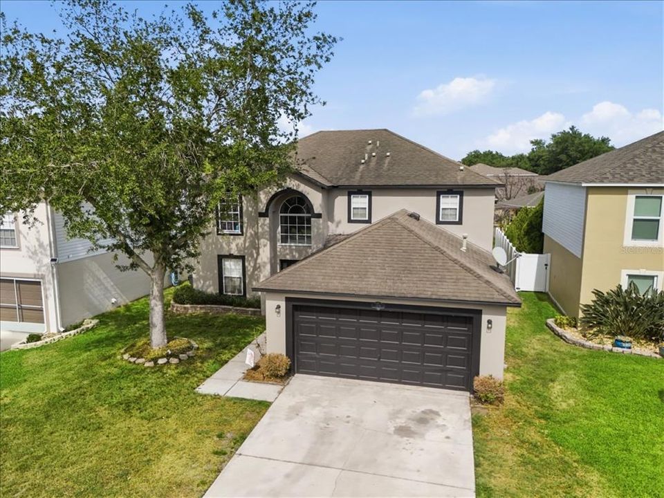 For Sale: $390,000 (4 beds, 2 baths, 2252 Square Feet)