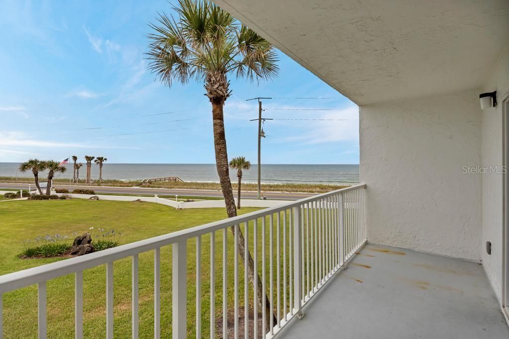 For Sale: $339,990 (2 beds, 2 baths, 1201 Square Feet)