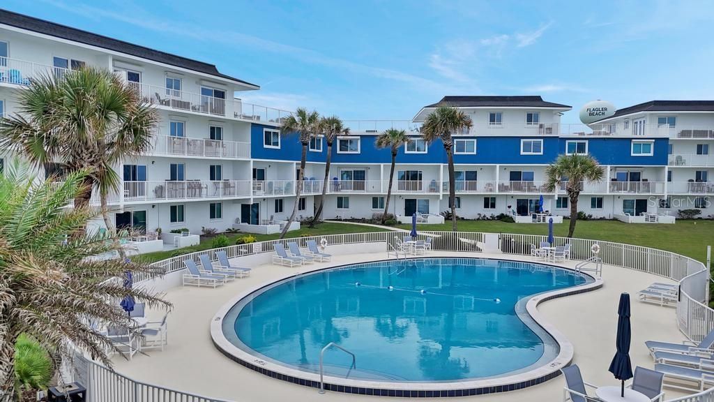 For Sale: $339,990 (2 beds, 2 baths, 1201 Square Feet)