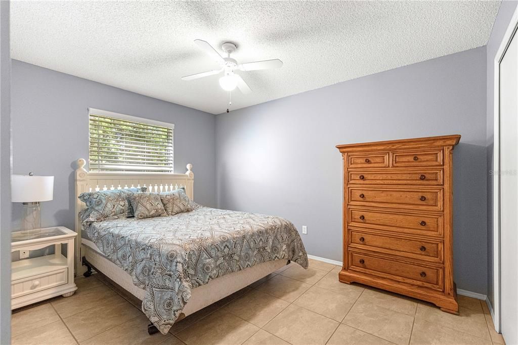 For Sale: $255,000 (2 beds, 2 baths, 1143 Square Feet)