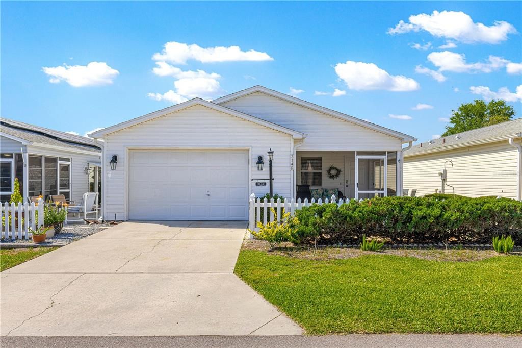For Sale: $255,000 (2 beds, 2 baths, 1143 Square Feet)