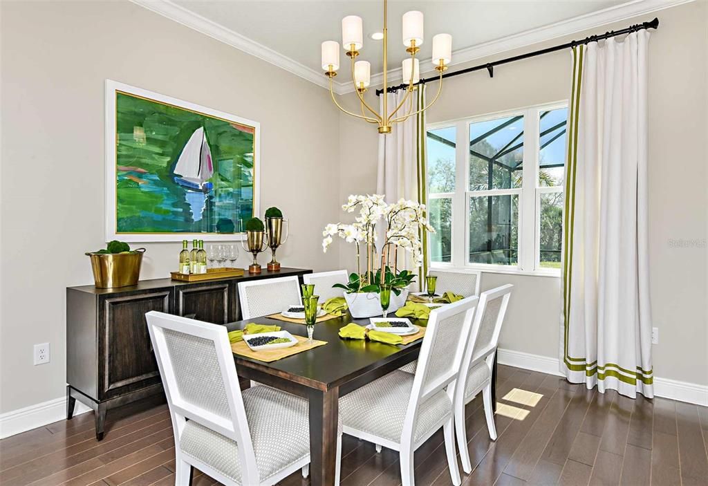 Activo con contrato: $887,990 (4 camas, 3 baños, 2762 Pies cuadrados)