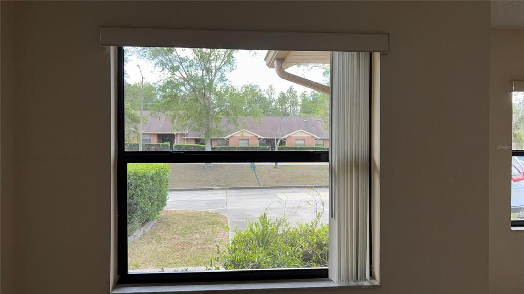 For Rent: $1,200 (2 beds, 1 baths, 854 Square Feet)