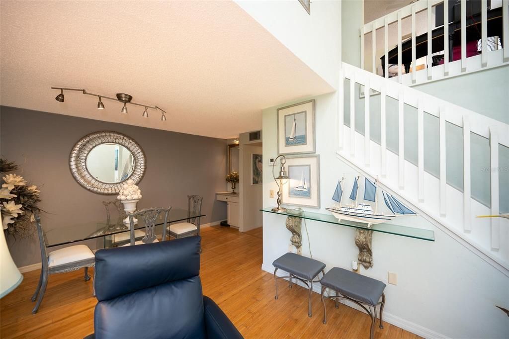 For Sale: $419,900 (2 beds, 2 baths, 1453 Square Feet)