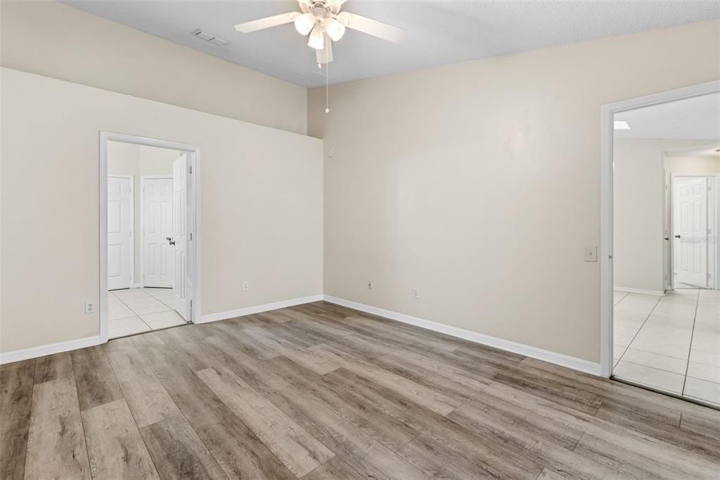 For Sale: $390,000 (3 beds, 2 baths, 1858 Square Feet)