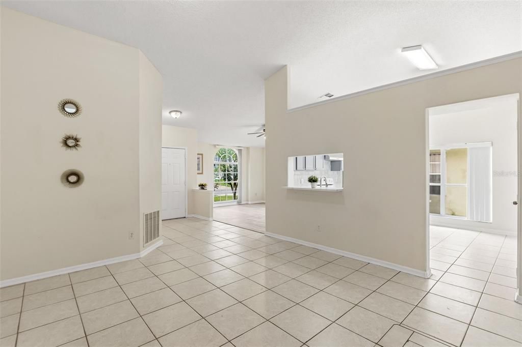 For Sale: $390,000 (3 beds, 2 baths, 1858 Square Feet)