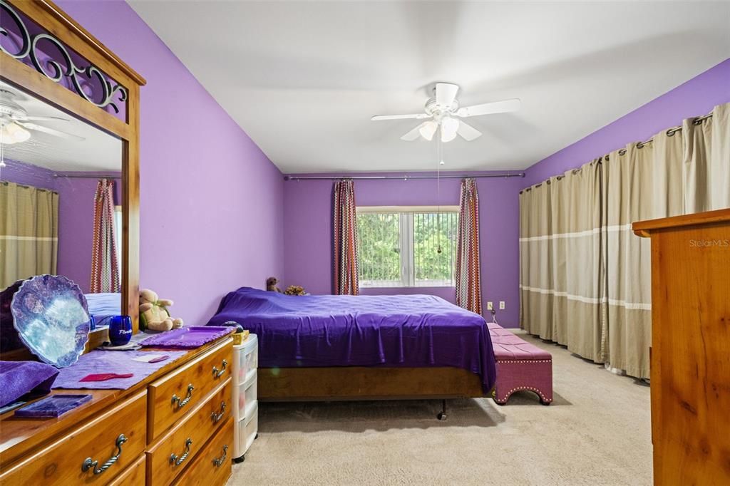 For Sale: $249,000 (2 beds, 2 baths, 1142 Square Feet)