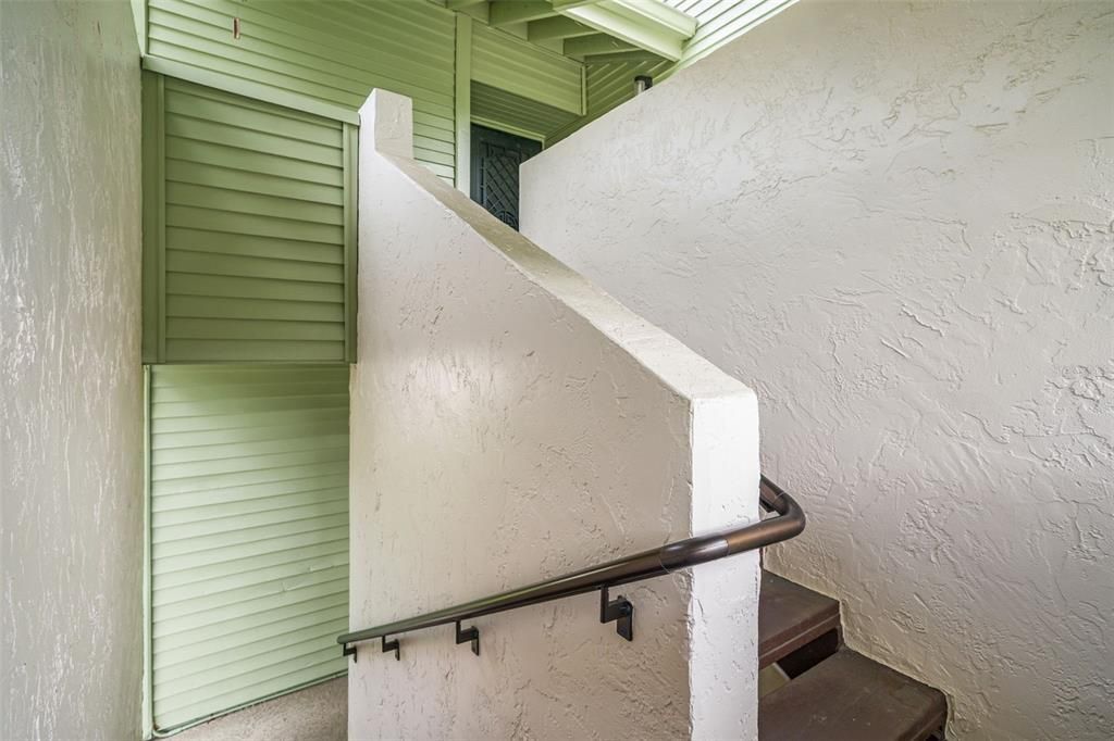 For Sale: $249,000 (2 beds, 2 baths, 1142 Square Feet)