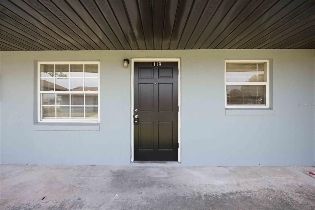 For Rent: $1,250 (2 beds, 1 baths, 700 Square Feet)