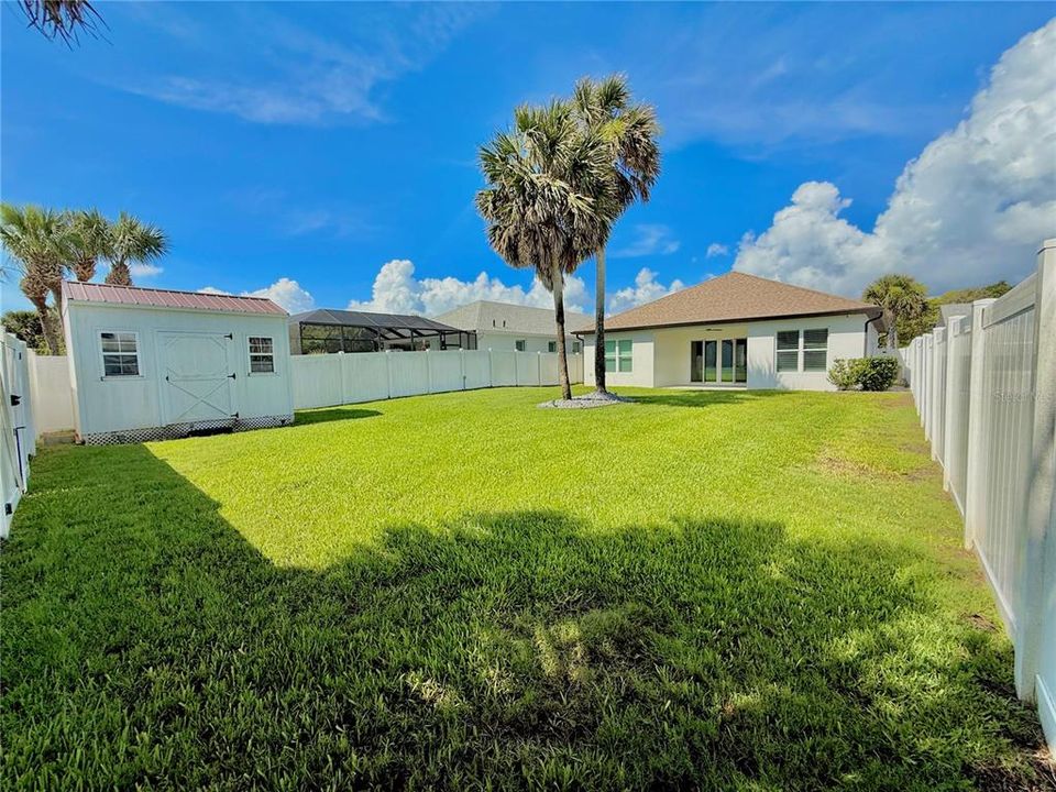 For Sale: $815,000 (3 beds, 2 baths, 1595 Square Feet)