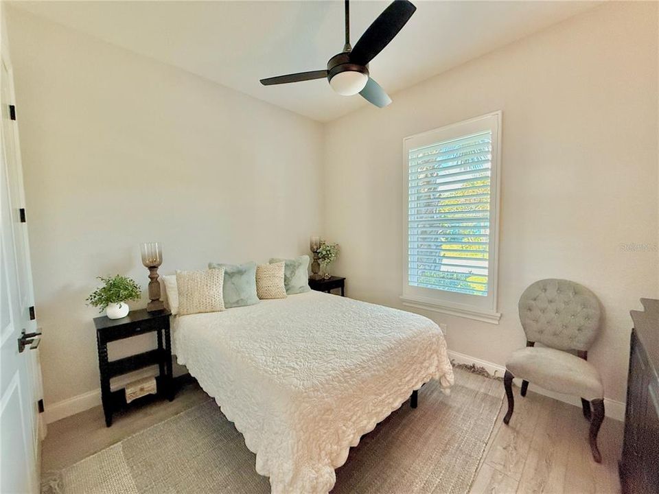 For Sale: $815,000 (3 beds, 2 baths, 1595 Square Feet)