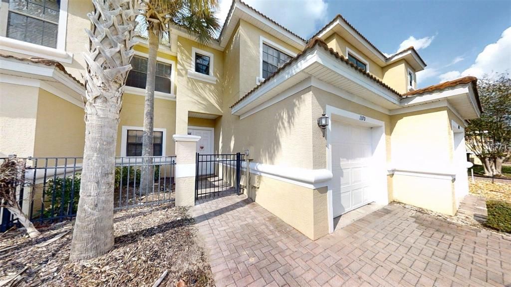 For Sale: $230,000 (3 beds, 2 baths, 1495 Square Feet)