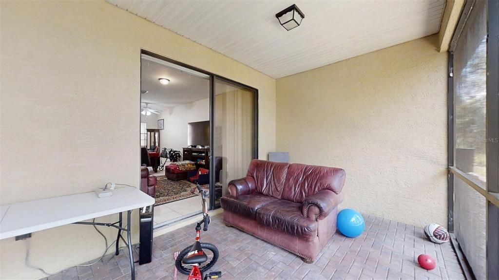 For Sale: $230,000 (3 beds, 2 baths, 1495 Square Feet)