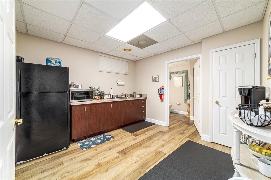 For Sale: $997,000 (0 beds, 0 baths, 6152 Square Feet)