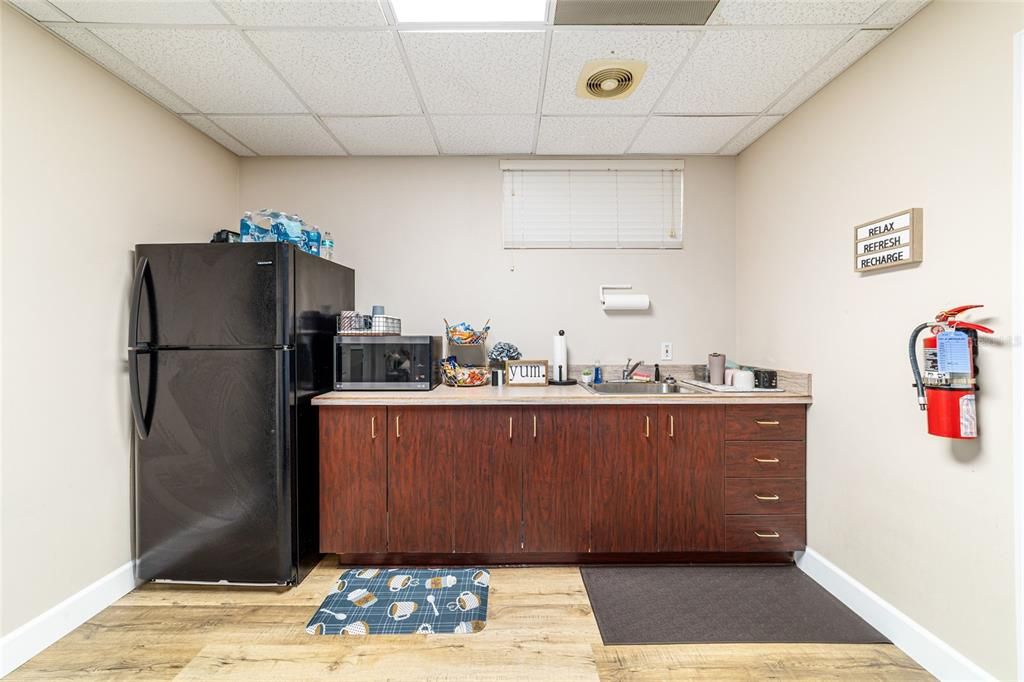 For Sale: $997,000 (0 beds, 0 baths, 6152 Square Feet)