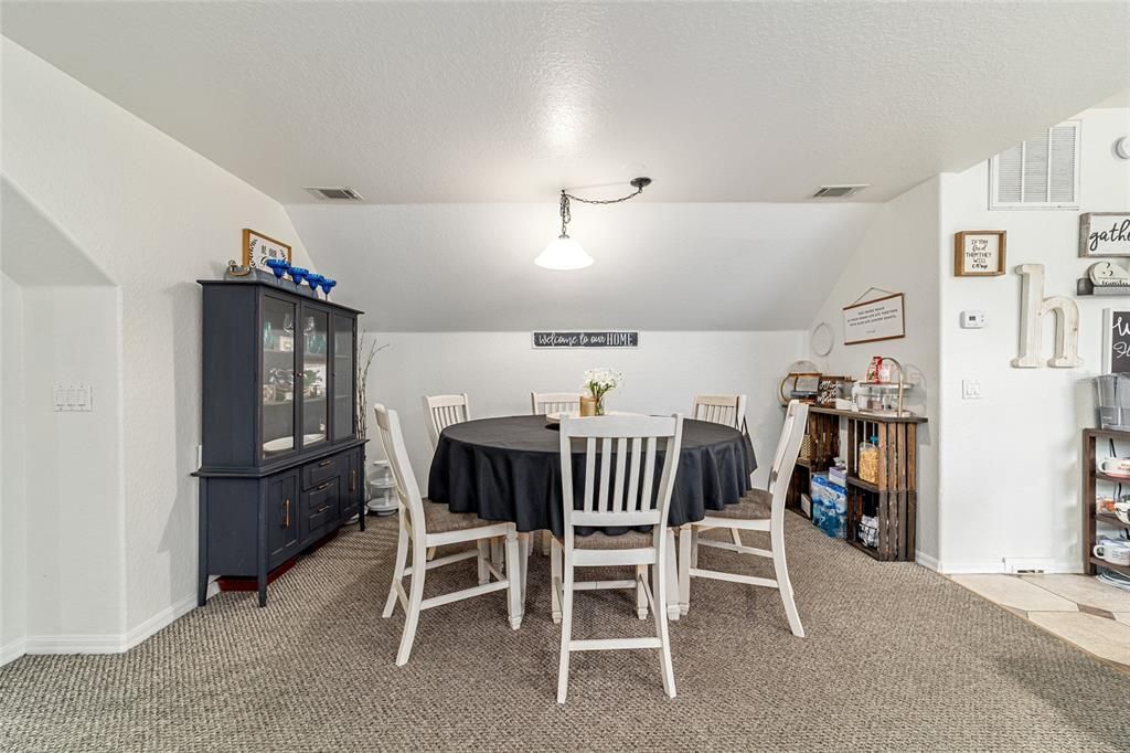 For Sale: $997,000 (0 beds, 0 baths, 6152 Square Feet)