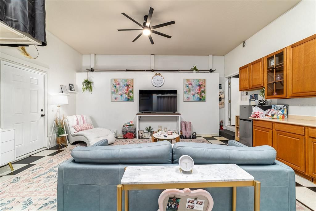 For Sale: $997,000 (0 beds, 0 baths, 6152 Square Feet)