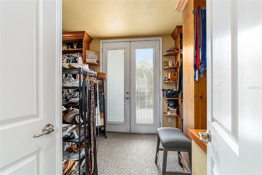 For Sale: $997,000 (0 beds, 0 baths, 6152 Square Feet)