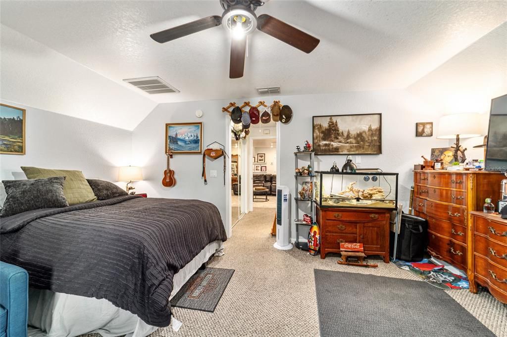 For Sale: $997,000 (0 beds, 0 baths, 6152 Square Feet)