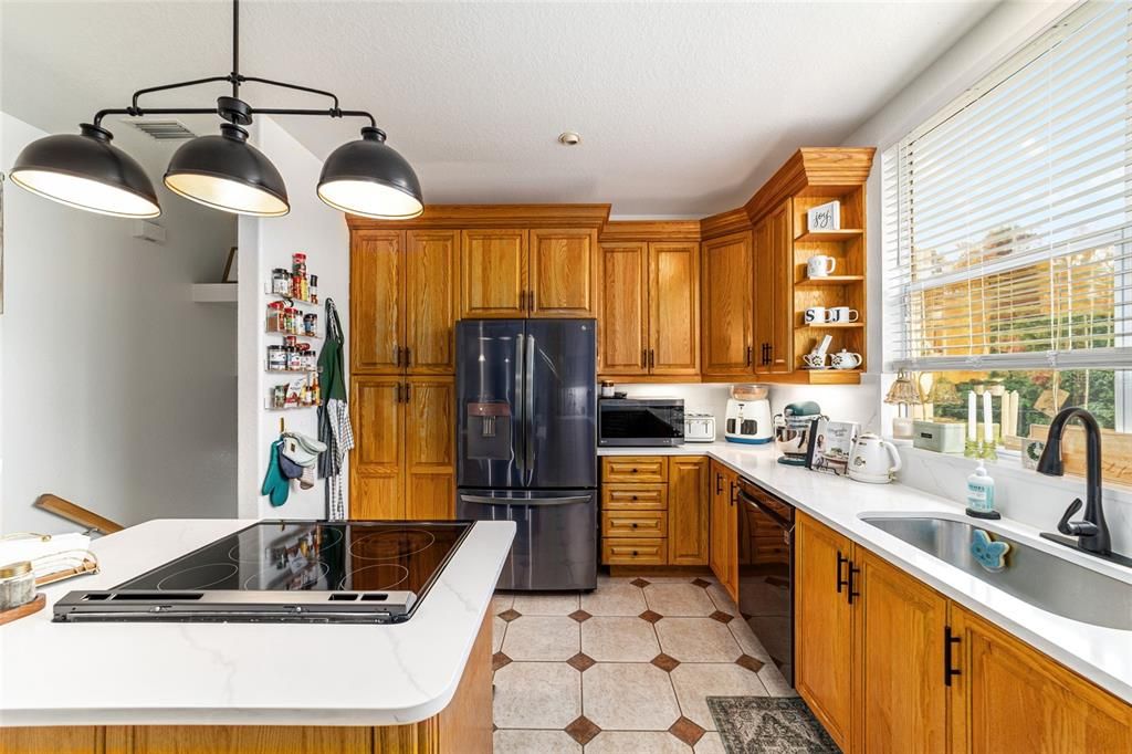For Sale: $997,000 (0 beds, 0 baths, 6152 Square Feet)