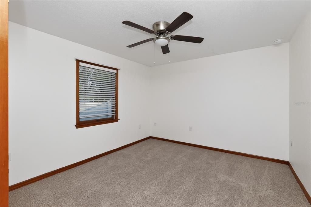 Active With Contract: $279,900 (3 beds, 2 baths, 2427 Square Feet)