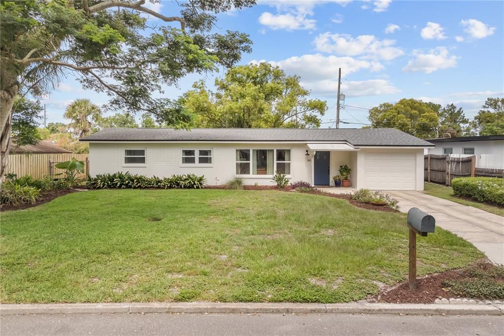 Active With Contract: $339,000 (3 beds, 1 baths, 1152 Square Feet)