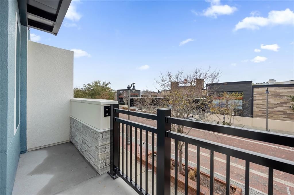 For Rent: $2,895 (3 beds, 2 baths, 2020 Square Feet)