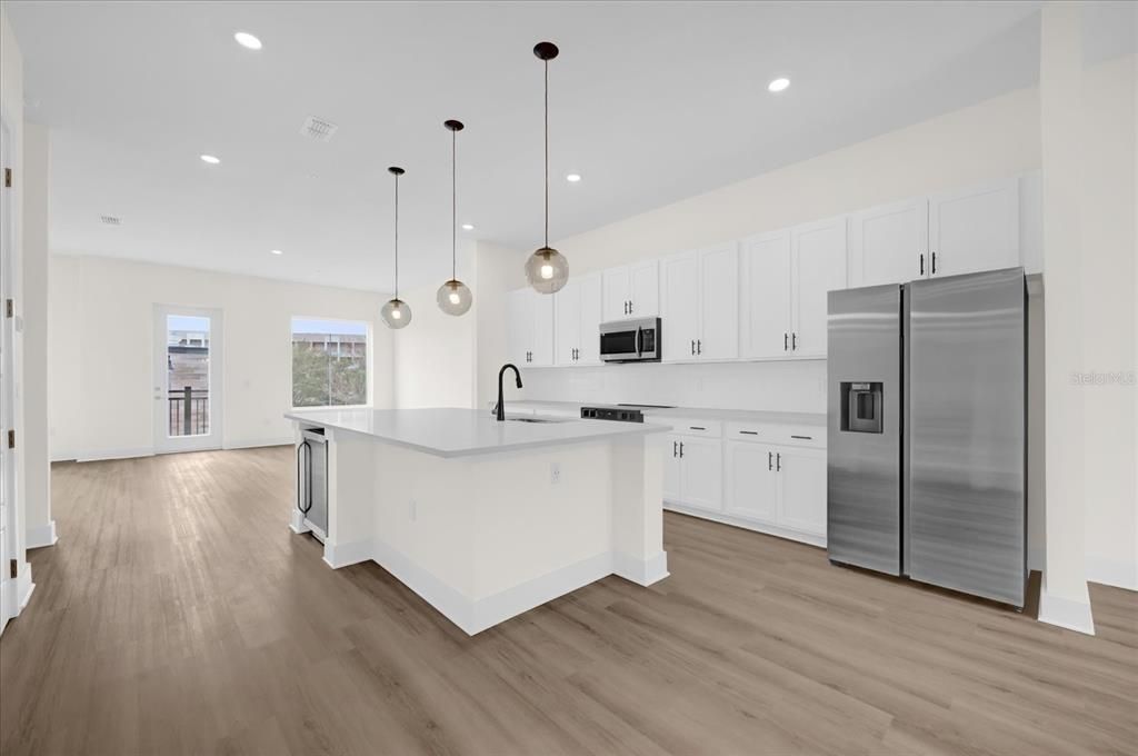 For Rent: $2,895 (3 beds, 2 baths, 2020 Square Feet)