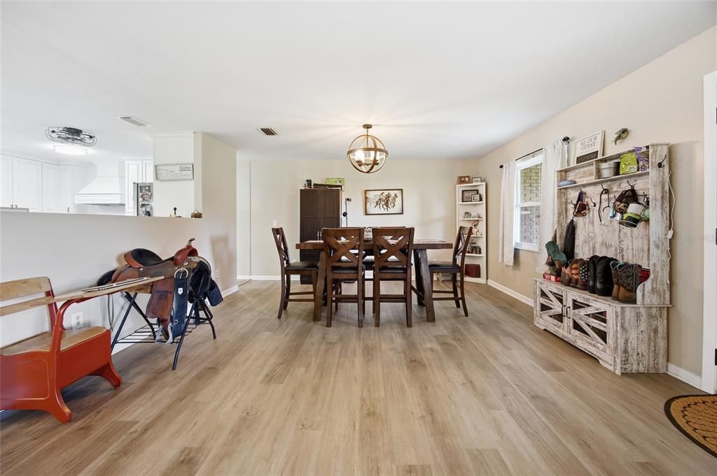 For Sale: $845,000 (5 beds, 2 baths, 3730 Square Feet)