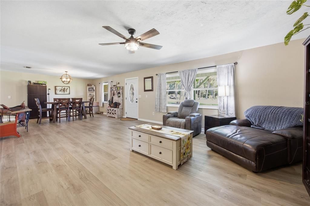 For Sale: $845,000 (5 beds, 2 baths, 3730 Square Feet)