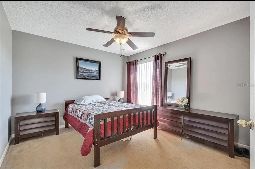 В аренду: $2,500 (4 спален, 2 ванн, 2806 Квадратных фут)